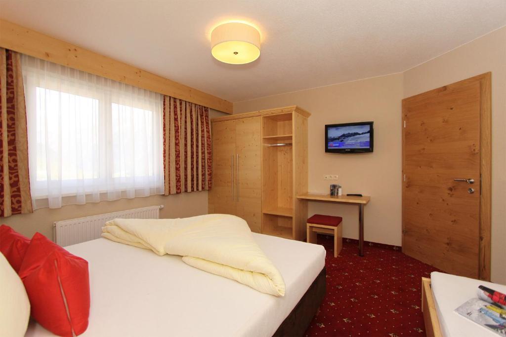 Peter Aparthotel 4*